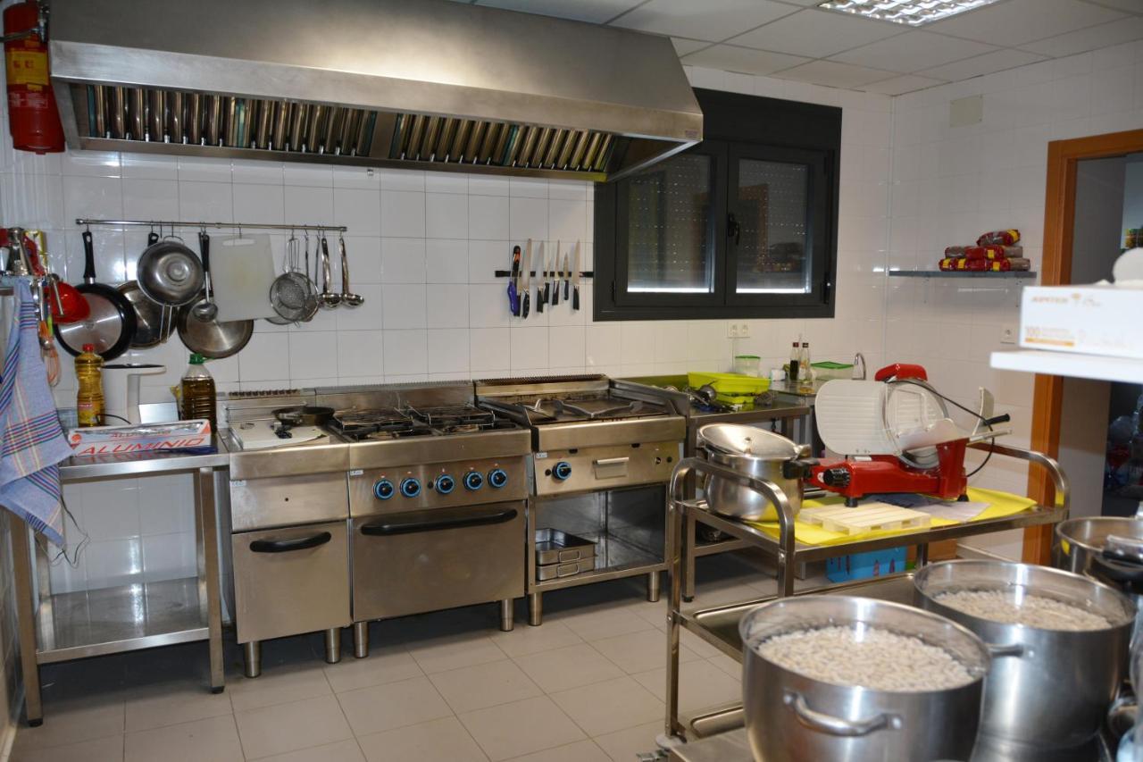 Albergue Villa Nava De La Asuncion Bagian luar foto